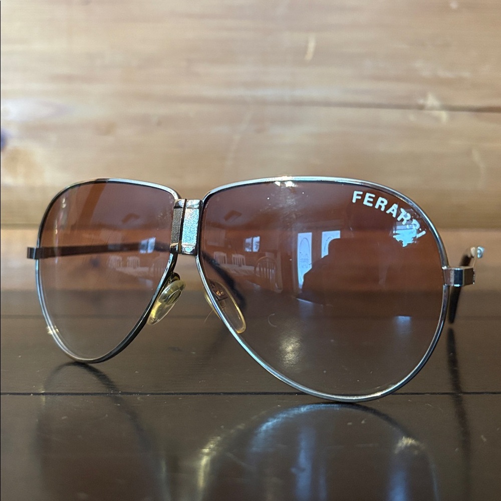 Aviator-style Folding Sunglasses